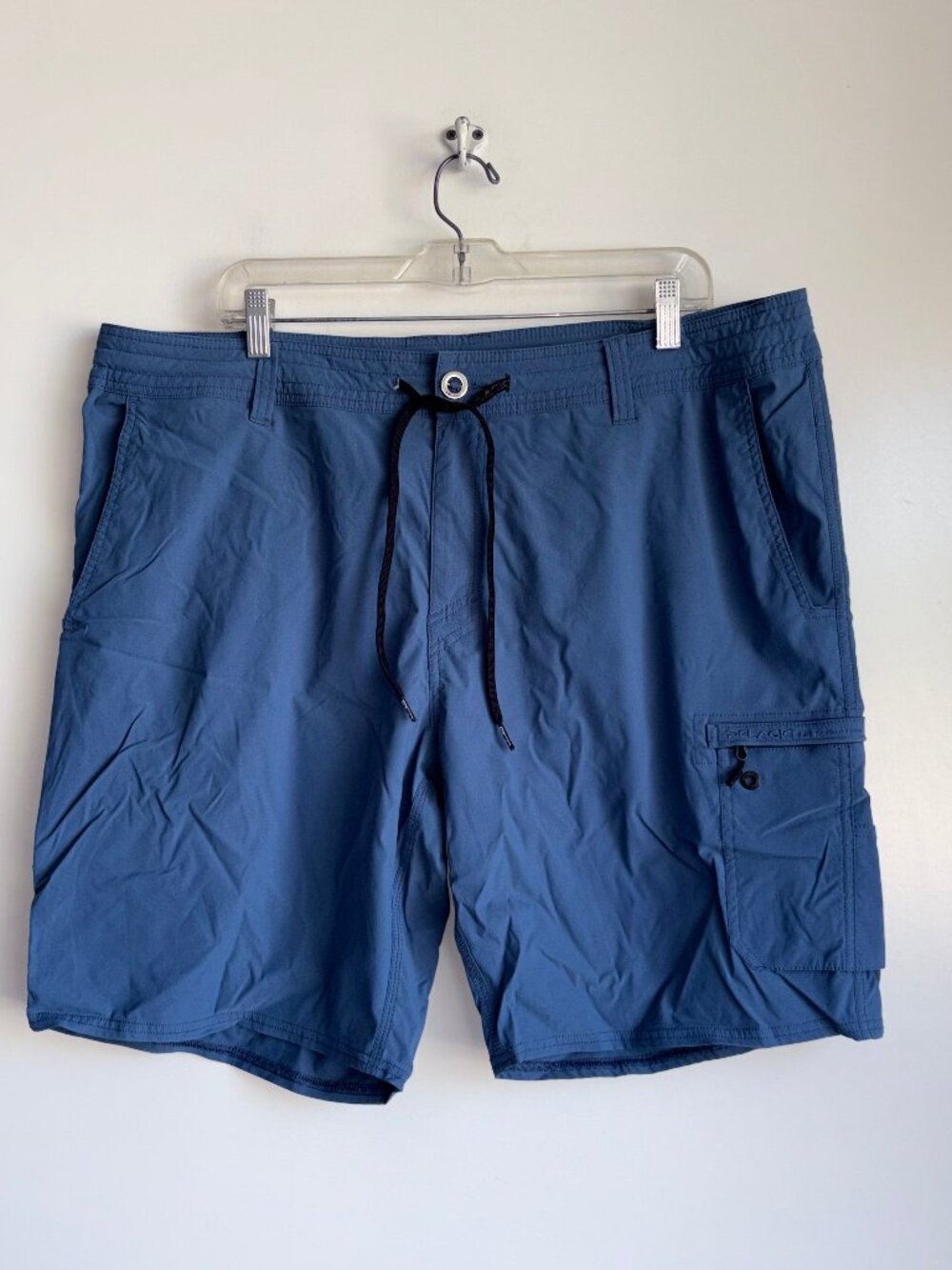 Pelagic Traverse Fishing Shorts Men's Size 40